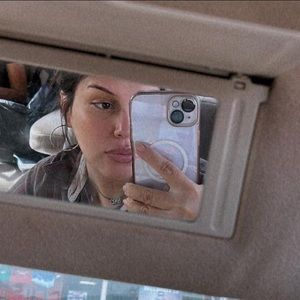 Meet your Posher, Amber